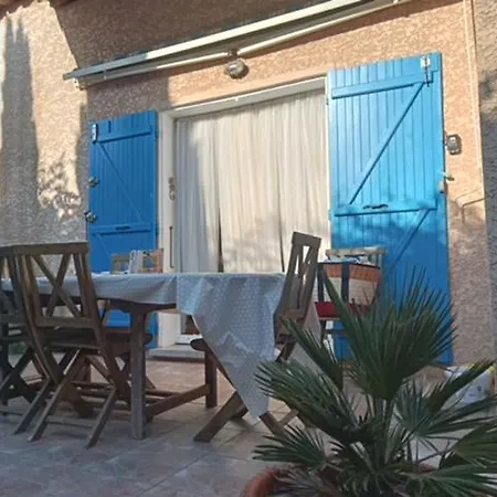 La Maison Bleue De St Pierre Saint-Pierre-la-Mer  Esterno foto