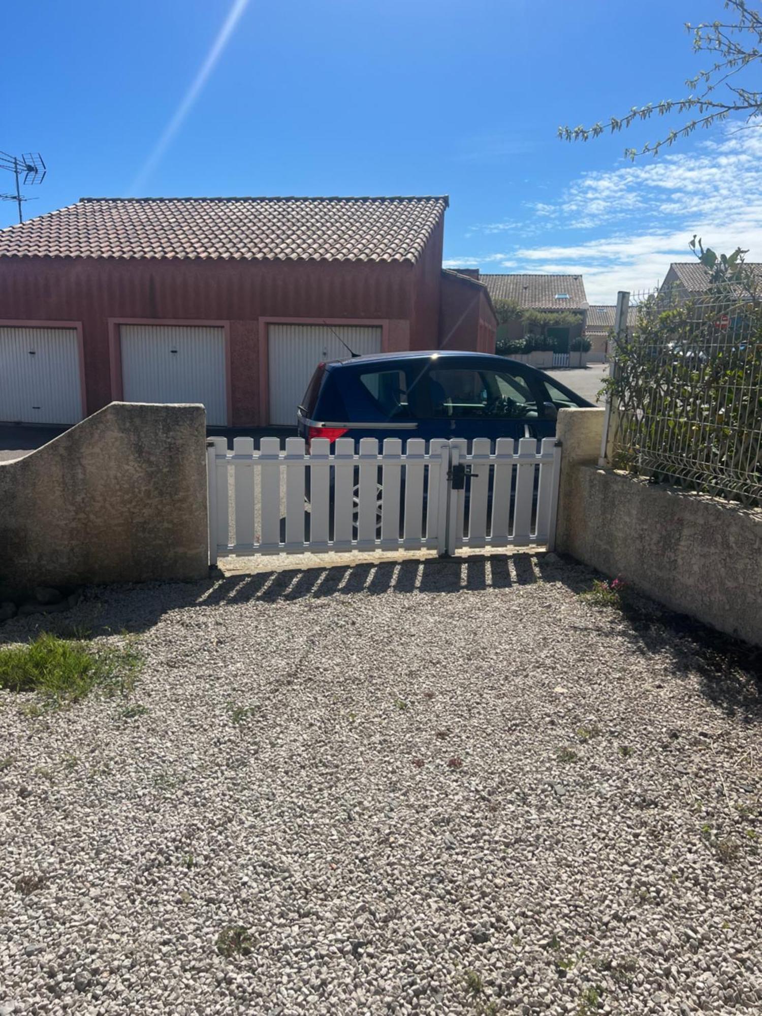 Holiday home La Maison Bleue De St Pierre *